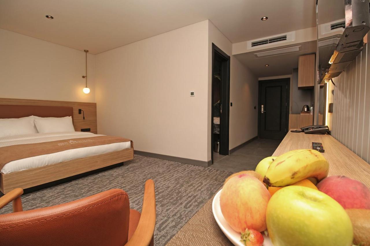 Inanlar City Hotel Yomra Екстериор снимка
